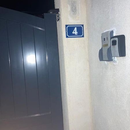 La Nuit Etoilee Hotel Marseille Szoba fotó